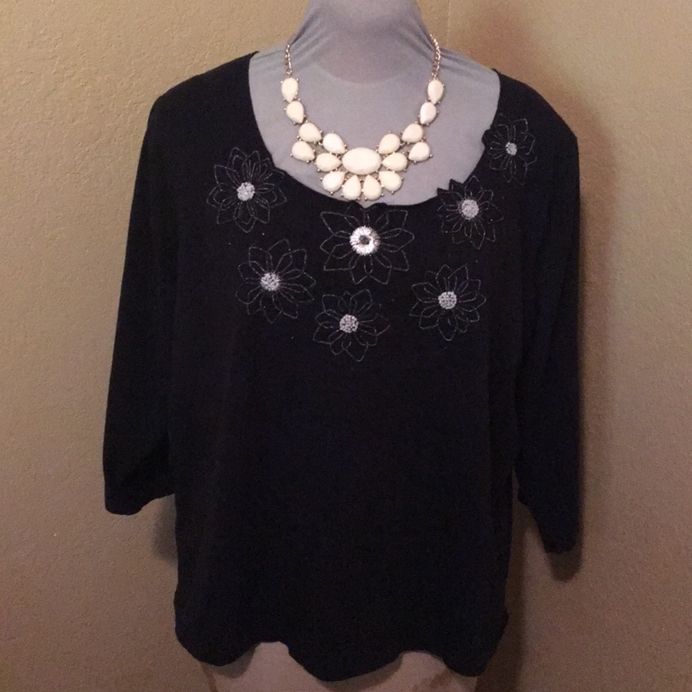 Talbots Black 3/4 Sleeve Embroidered T-Shirt
